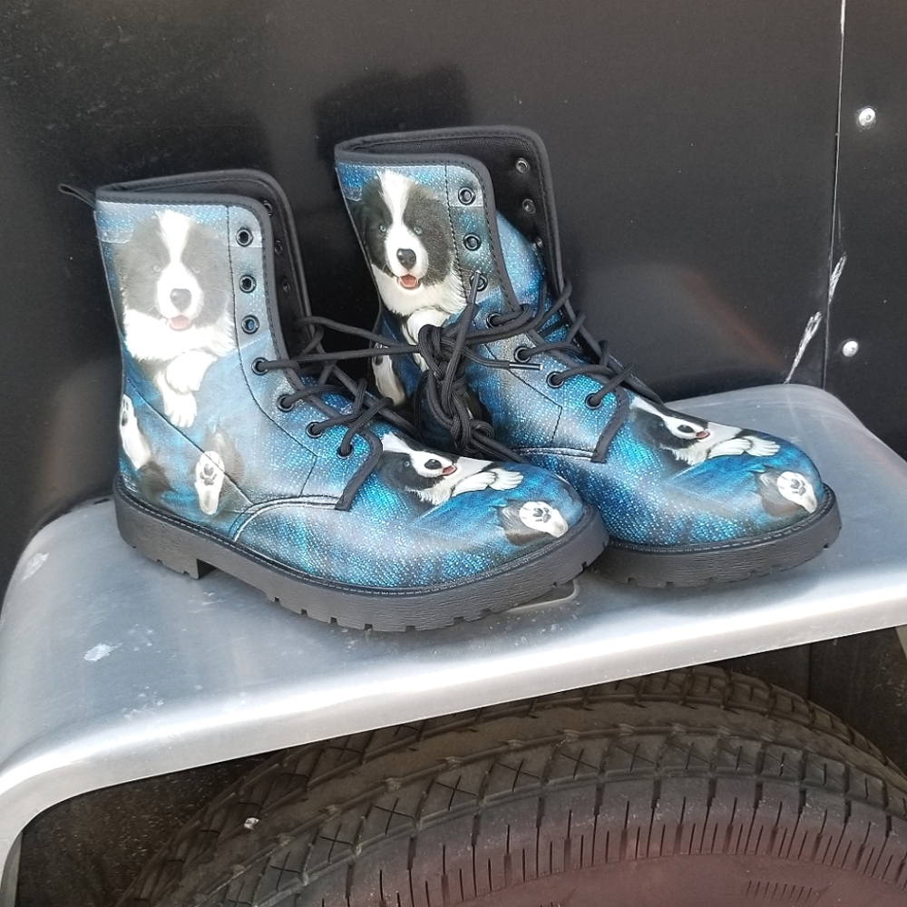 Boots for men or women